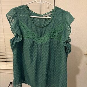 Daniel Rainn Green Flutter Sleeve Ruffled Blouse